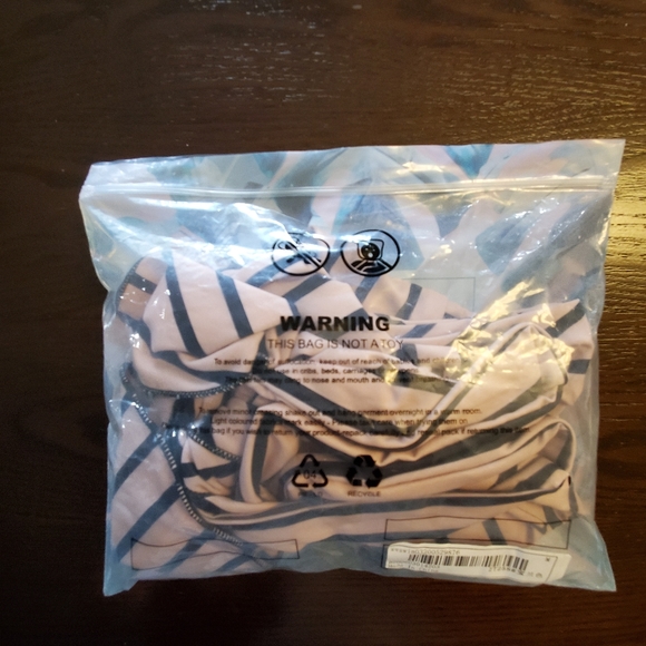 SHEIN BIKINI - Picture 3 of 6